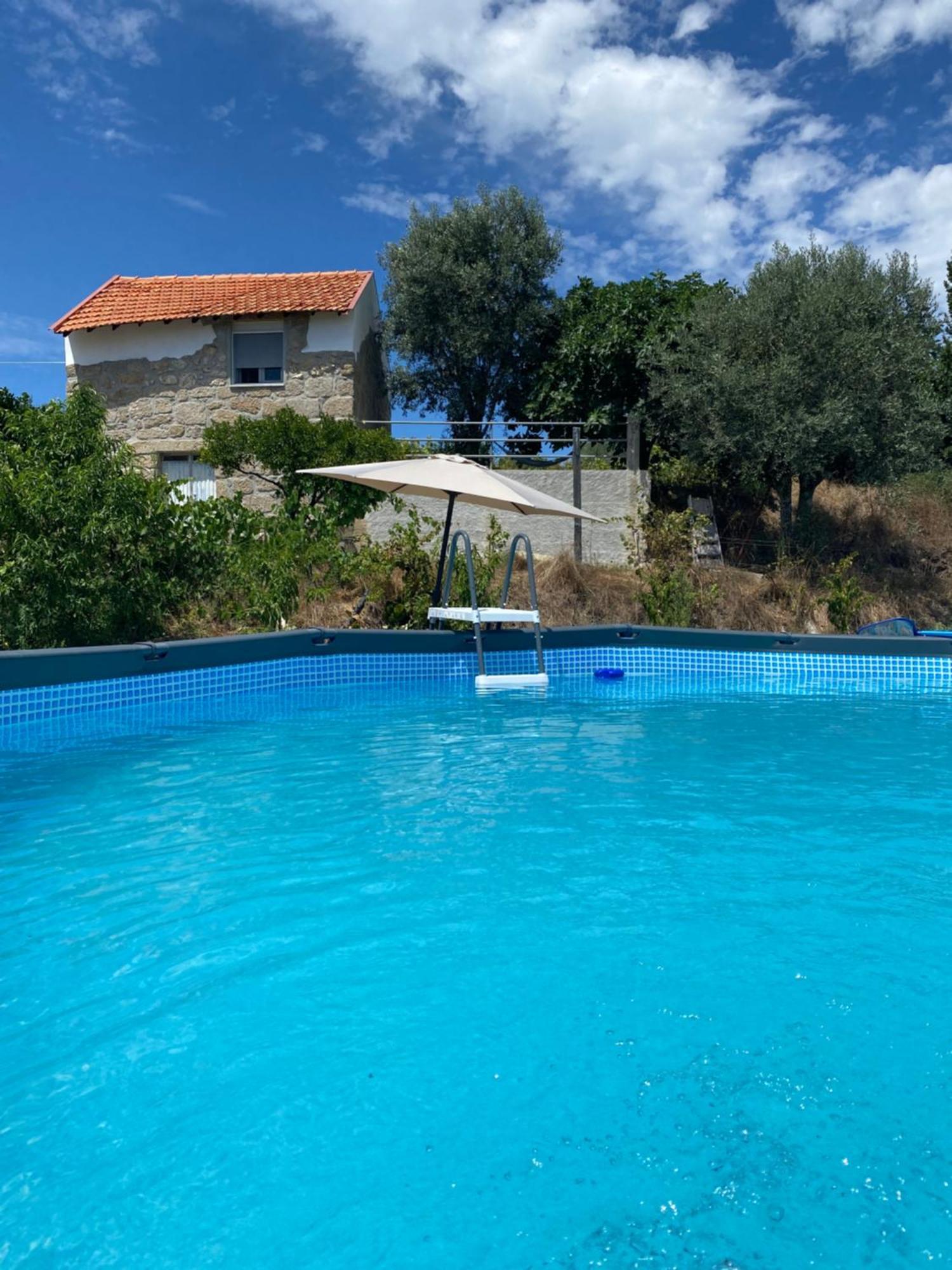 הוילה נלאס Casa De Pedra Em Vinha No Dao מראה חיצוני תמונה